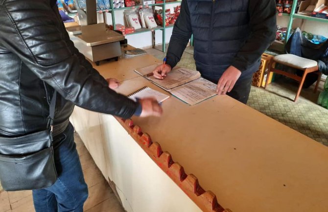 Lijepa vijest iz Bijelog Polja: Humanista platio dugove za 25 porodica u seoskim marketima