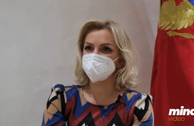 Turistima besplatno liječenje od koronavirusa i PCR test po povratku