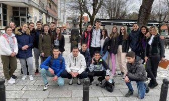 Direktor: Đaci i ranije obilježavali Dan pobjede nad fašizmom 