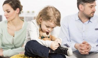 Pet osoba u zatvoru zbog neplaćanja alimentacije