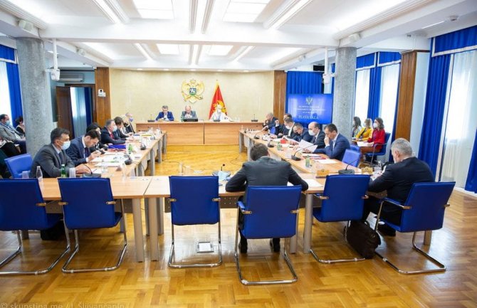 Sjutra kontrolno saslušanje Sekulovića, Brđanina i Boričića zbog saobraćajne nesreće