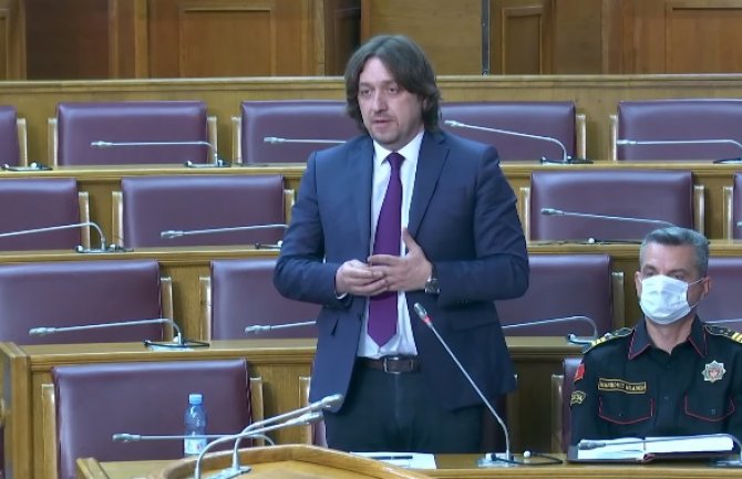 Sekulović: U policiji najveći broj ljudi koji su časni i pošteni, ima i onih koji ne treba da budu tu