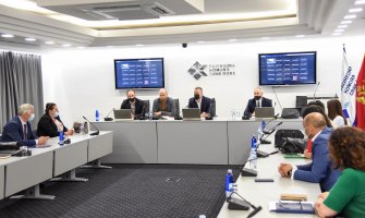 Implementacija e-fiskalizacije u prometu proizvoda i usluga: Na okruglom stolu odgovorili na najčešća pitanja