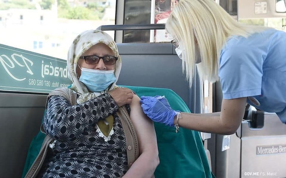 1621597251vakcinacijanamobilnompunktu3i960x600