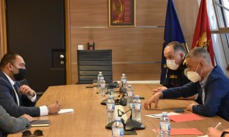 Brđanin sa britanskim oficirom za vezu granične policije: Jačati saradnju u oblasti granične bezbjednosti