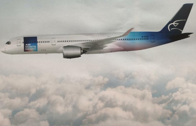 Prvi avion kompanije Air Montenegro danas leti ka Sarajevu sa fudbalerima