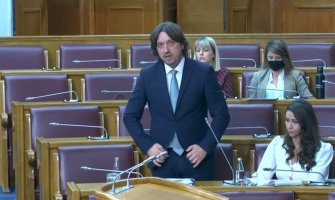 Sekulović: Predlog zakona o unutrašnjim poslovima reformski i evropski zakon koji stvari pomjera napred