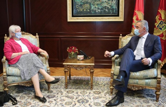 Đukanović sa baronesom Goldi: Iskustvo kohabitacije Crnu Goru će sigurno učiniti demokratičnijim društvom