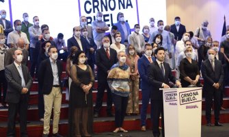 Crno na bijelo: Podržaćemo moratorijum na kredite u trajanju od tri mjeseca