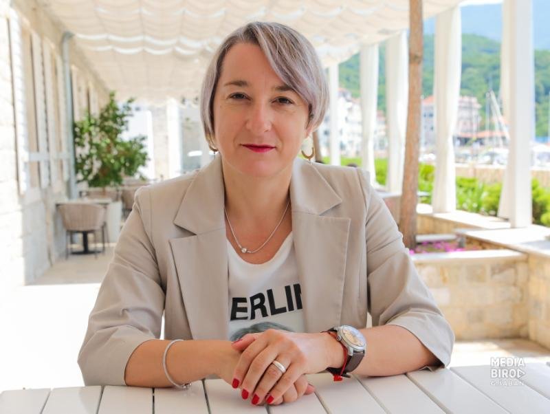 StankaKarazijageneralnadirektoricaLazureHotelandMarina1