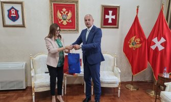 Kašćelan - Popa: Snaženje privrede uz očuvanje životne sredine ključni za razvoj Cetinja