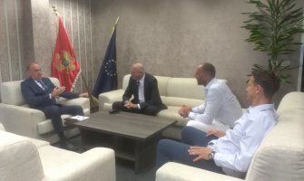 Aleksandru Ivoviću doživotna mjesečna naknada: Oduvijek promovisao CG