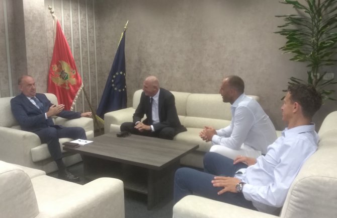 Aleksandru Ivoviću doživotna mjesečna naknada: Oduvijek promovisao CG