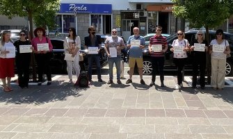 Vlada da započne proces integrisanje Rezolucije o genocidu u Srebrenci u obrazovne programe i udžbenike