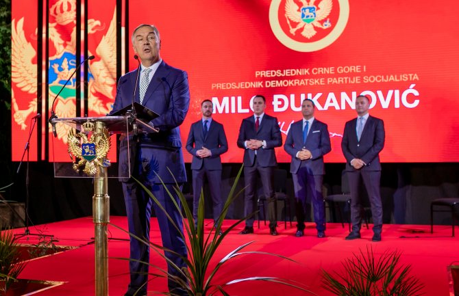 Đukanović: DPS moramo osposobiti za nove izazove i novo vrijeme, znaćemo da budemo kormilari do sigurne evropske luke