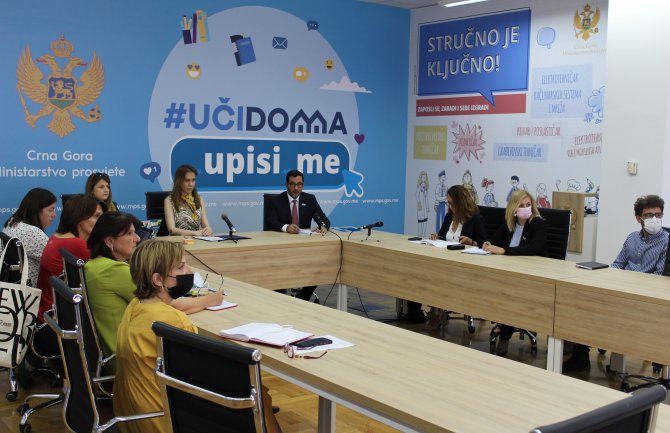 Digitalizacijom obrazovanja do unapređenja školskog sistema