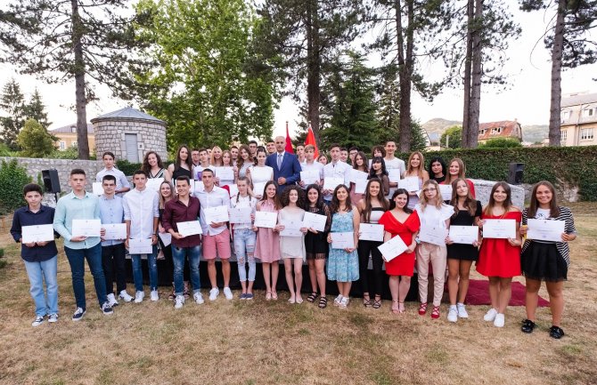 Kašćelan: Đe god da krenete nosite Cetinje na srcu