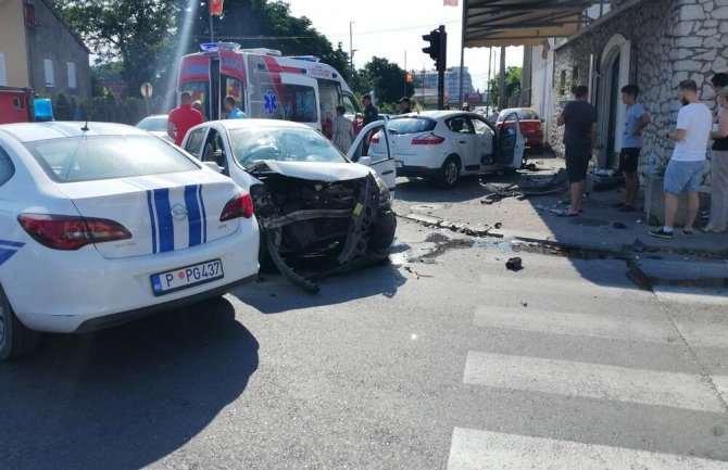 Udes u Podgorici, povrijeđene četiri osobe