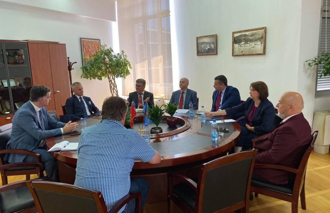 Komnenović: Odnosi sa hrvatskom zajednicom u Tivtu su otvoreni, iskreni i bilježe stalni napredak