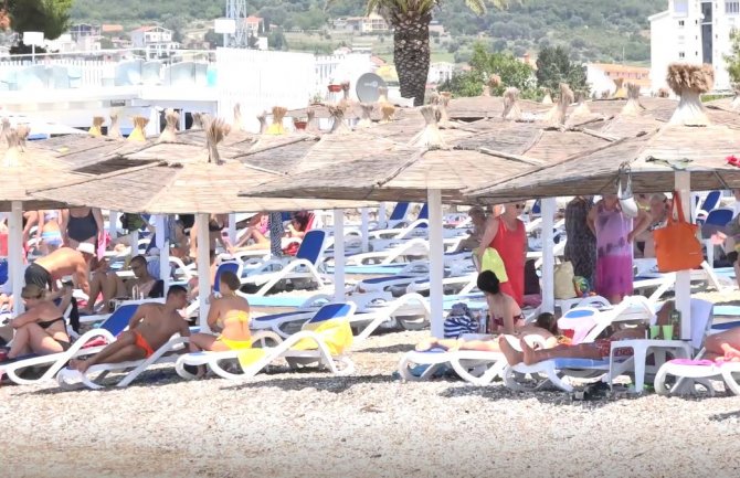 Veliki broj turista ne znači uspješnost sezone, troše daleko manje nego 2019.