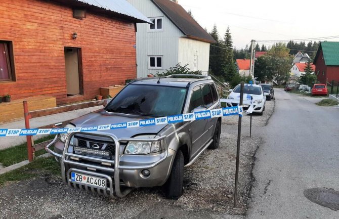 Predsjedniku Žabljačkog odbora Demokrata zapaljen automobil