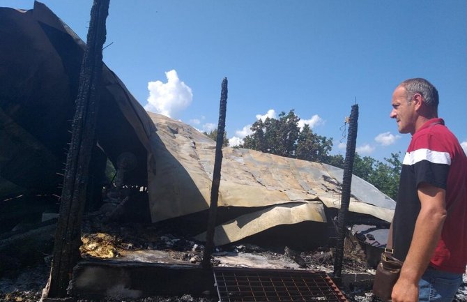 CBCG donirala 6.000 eura Farmi koza “Miljanić”