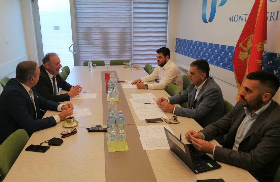 217406204935698486987119416285410768040293n