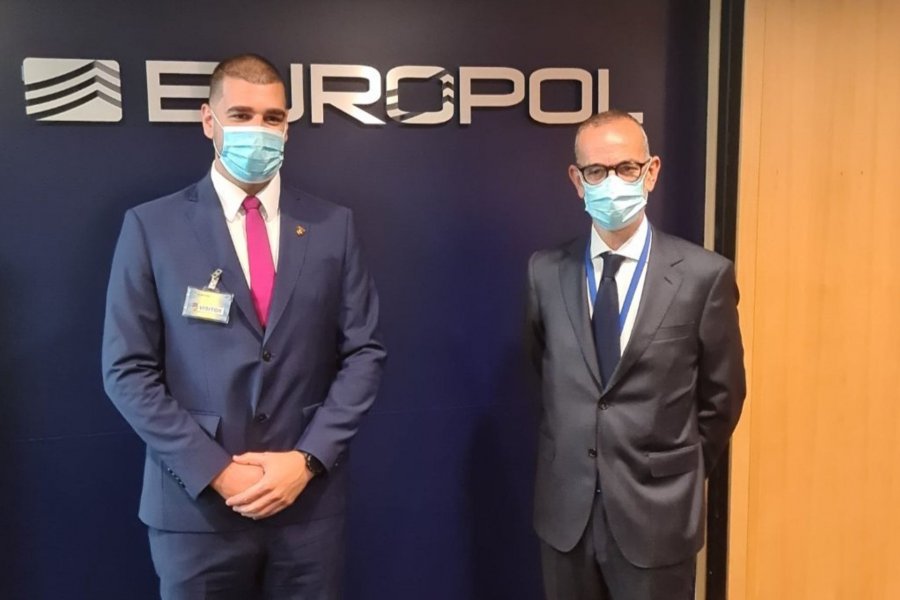 16267676264w2iosgbrbcf5nnyi1920x1280