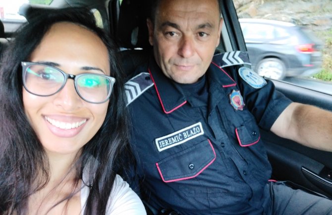 Fidžijanka zahvalna policajcu iz Bijelog Polja na pomoći