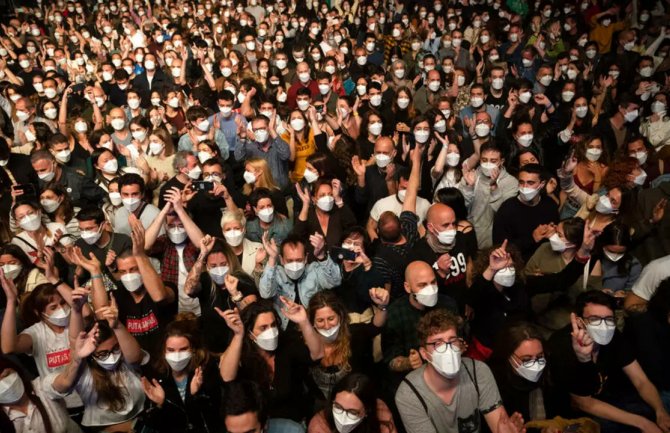 Izrečene kazne na primorju do 2.500 eura, zatvoreno hotelsko kupalište