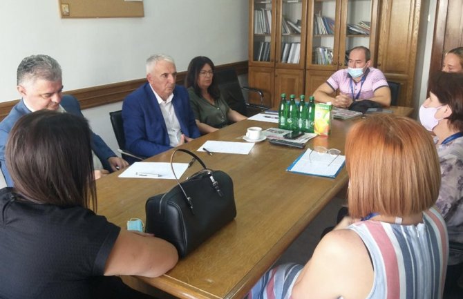 Postojeći broj asistenata u nastavi nije adekvatan za efikasan rad 