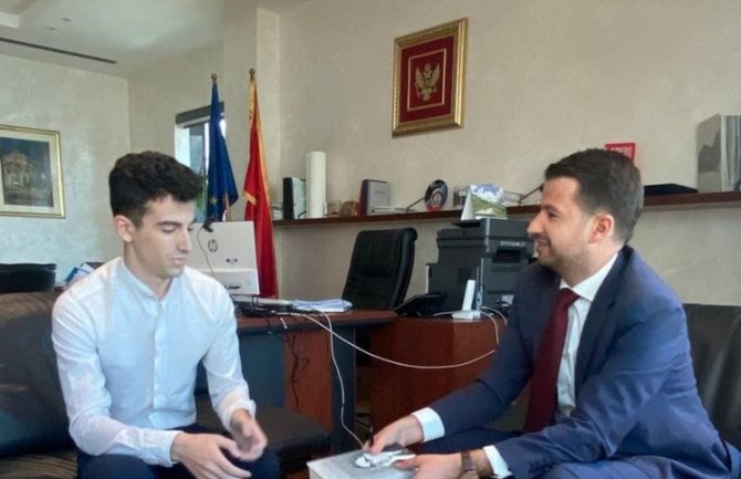 Vlada obezbijedila sredstva za školovanje Matije u SAD: U svim mladim ljudima vidim sebe, neću dozvoliti da im neko sruši snove