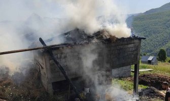 Požari u Bijelom Polju i danas, gorjeli objekti, u Boljanini vatra prijetila kućama