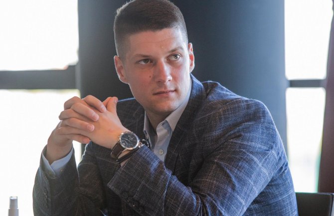 Drobnjak: Mlade su pitali i mladi su se pitali