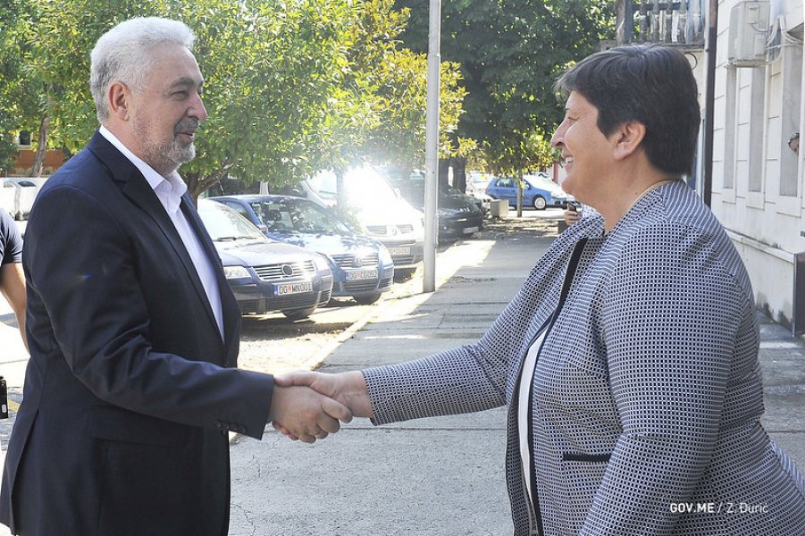 5137566094349a204c50ec