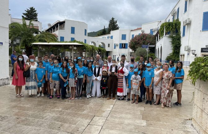 Saradnja gradova: Mališani iz Novog Sada borave u Budvi