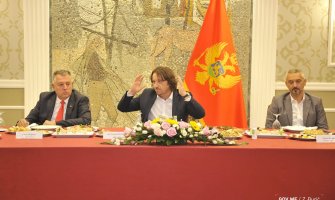 Sekulović: Postoje ekstremi sa obje strane, planiraju radikalizaciju na Cetinju