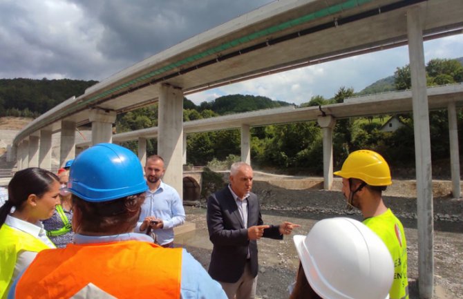 Radovi se ne izvode u planiranoj dinamici, nema dovoljno radnika