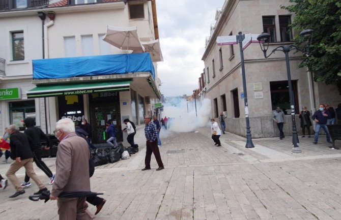 Ljekarsku pomoć zatražilo 60 osoba na Cetinju