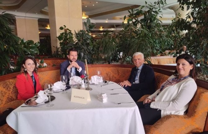 Vladi potrebna jača podrška Evropske komisije