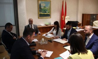 Konvertovati poreski dug Plantaža u akcijski kapital i sačuvati crnogorski brend