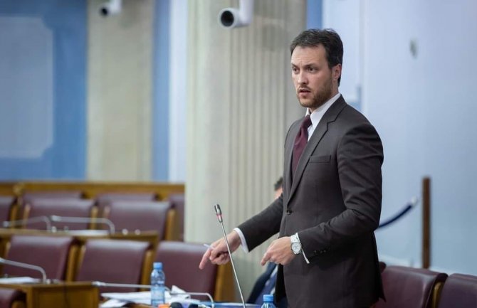 Мilačić: Na rodnu ravnopravnost ne treba da nas obavezuju zakoni već poštovanje prema ženama