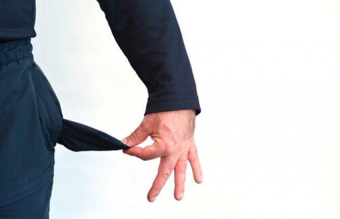 Nezaposlenih 10.599 više nego na današnji dan prošle godine, više od polovine žene