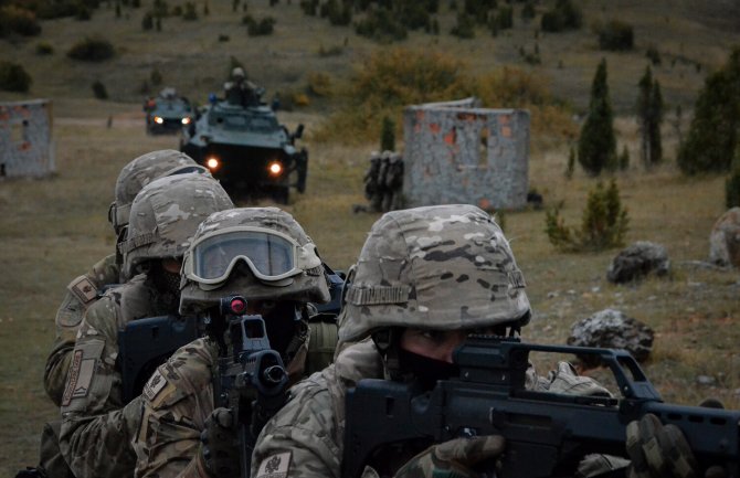 Đurović: Ponosan sam što VCG ima tako hrabre i profesionalne pripadnike