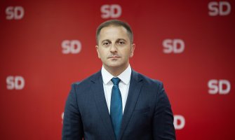 Šehović: Trenutna vlast trajno udaljava Crnu Goru od EU; Mugoša: Životni standard za godinu značajno oslabio