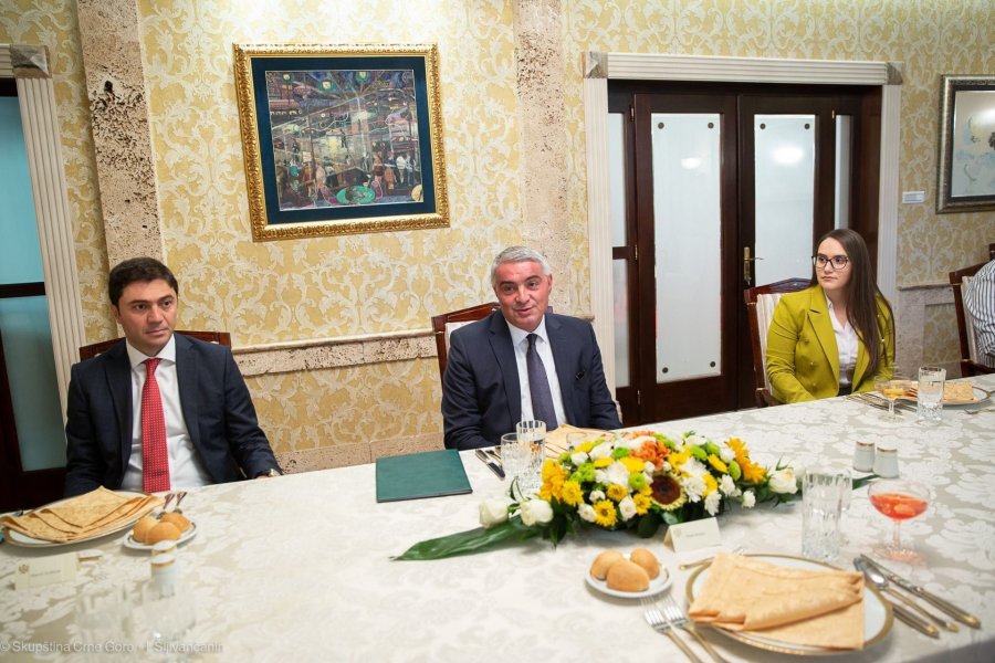 1632401179wov9r8nmii4vysybi1920x1280