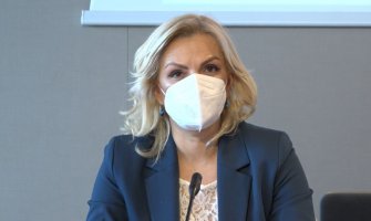 Borovinić Bojović pomogla putnici u avionu na letu za Moskvu