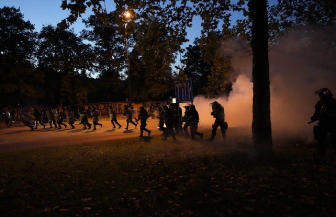 Protesti  na ulicama Francuske protiv Makronove reforme penzija