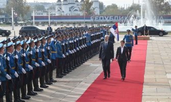 Dogovorena zajednička sjednica Vlada Crne Gore i Srbije na primorju