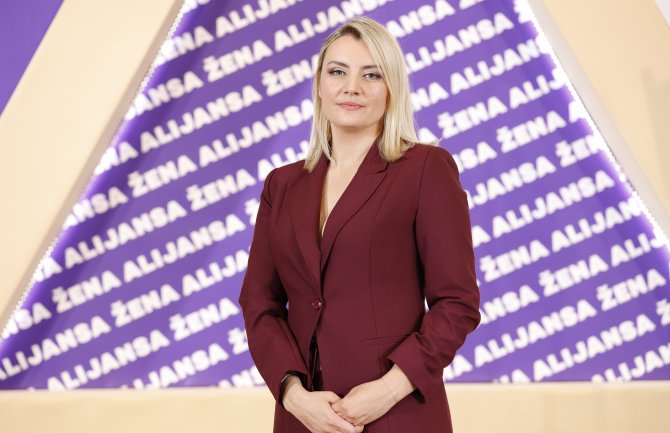 DPS: Drita Llolla izabrana za predsjednicu Alijanse žena